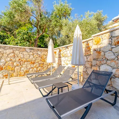 Villa Simurg *